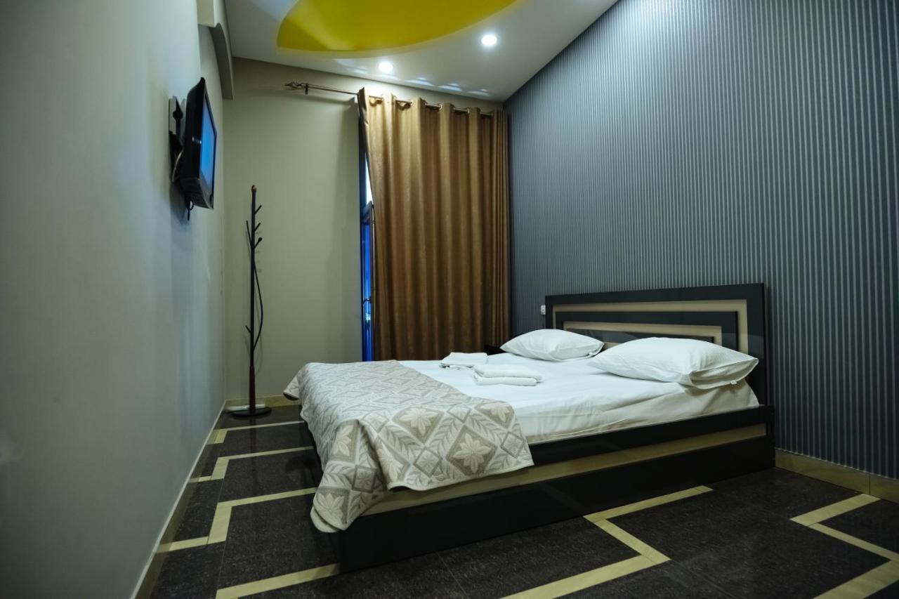 Golden Seconds Hotel Jerevan Exteriör bild