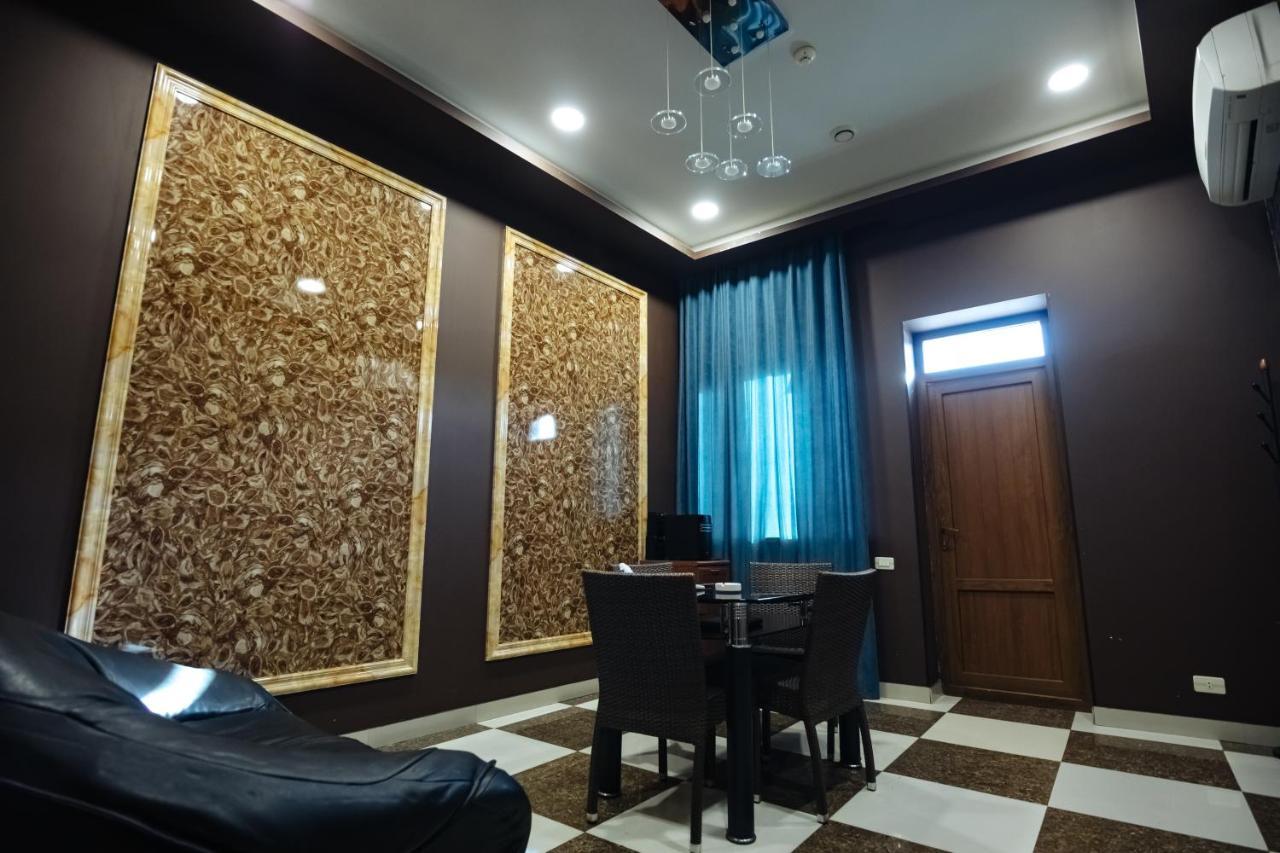 Golden Seconds Hotel Jerevan Exteriör bild